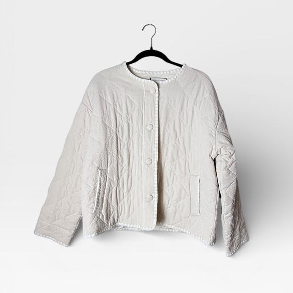 bagatelle Jackets & Blazers - Bagatelle Quilted Jacket Lightweight cream Embroidered Edges Size Large (C)
